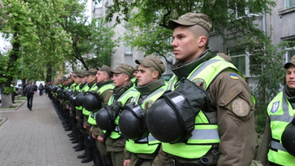 Около 2,5 тыс. полицейских будут обеспечивать порядок и безопасность на Пасху