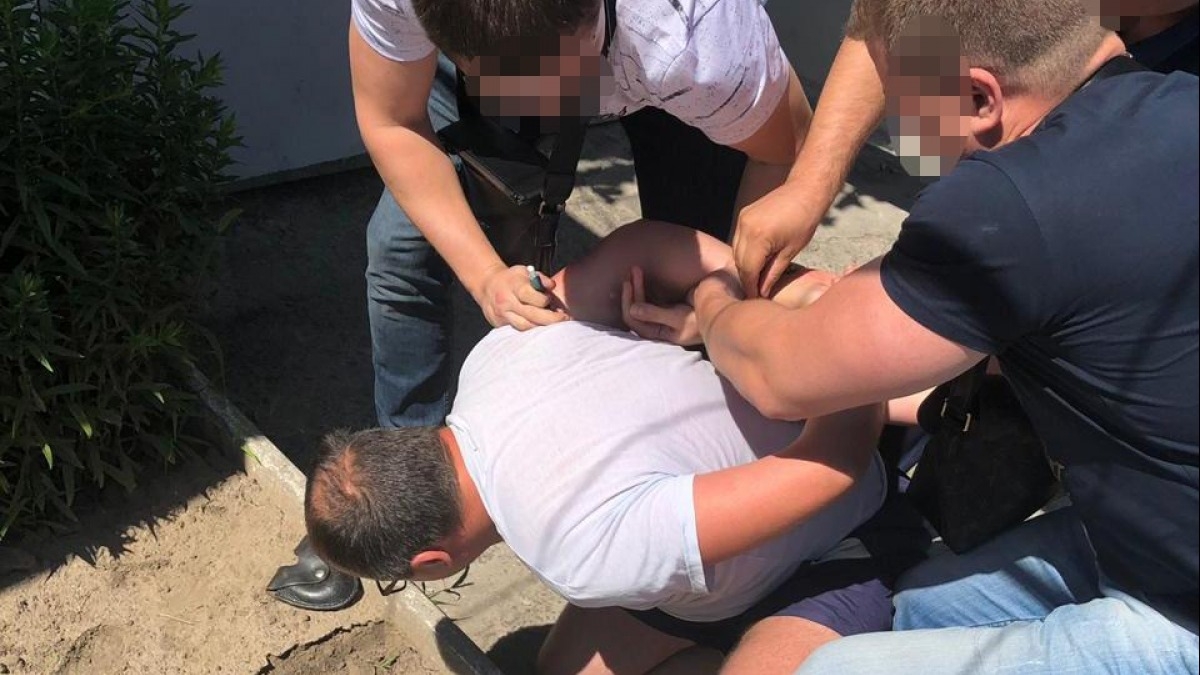 Интернет-любовник избил и ограбил жительницу Павлоградского района