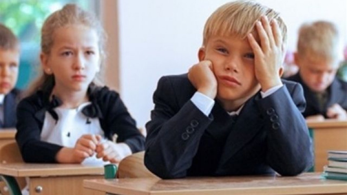 В Украине отменили обязательную школьную форму