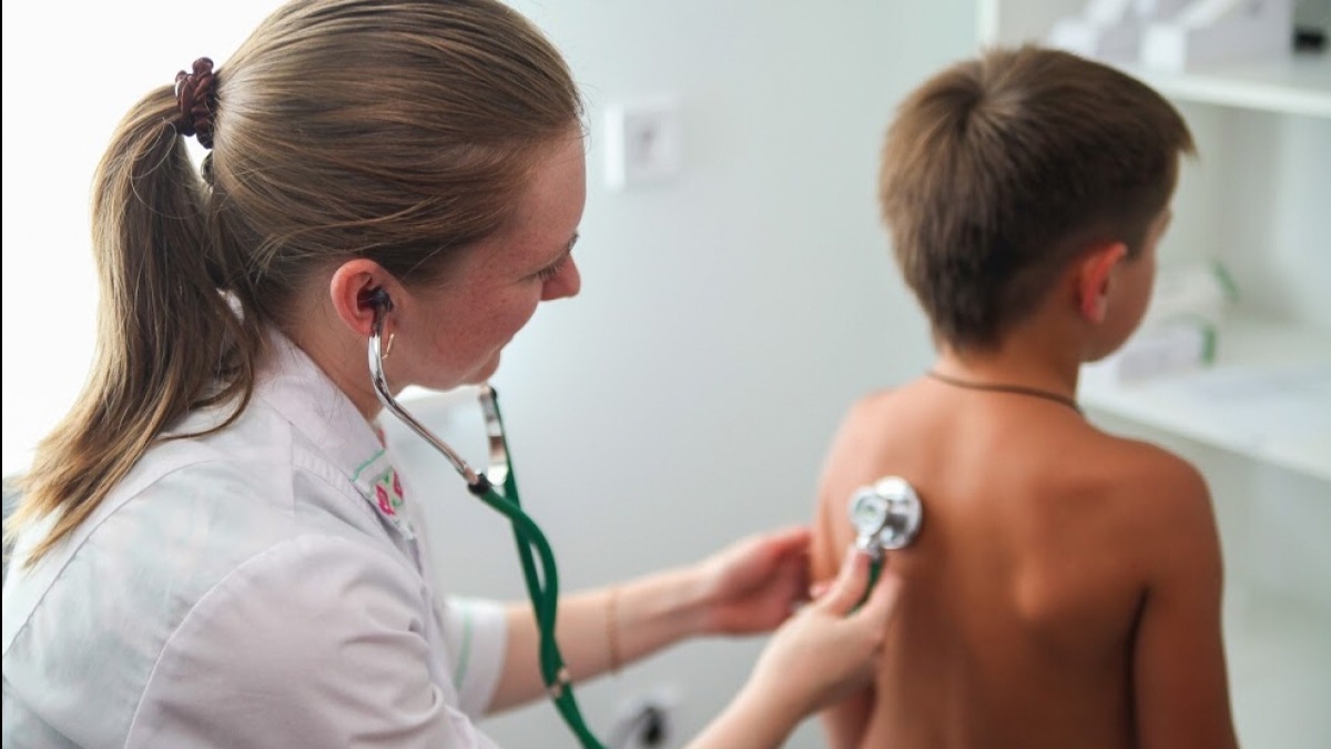 Почти 72% жителей Днепропетровщины выбрали врача первички: как подписать декларацию