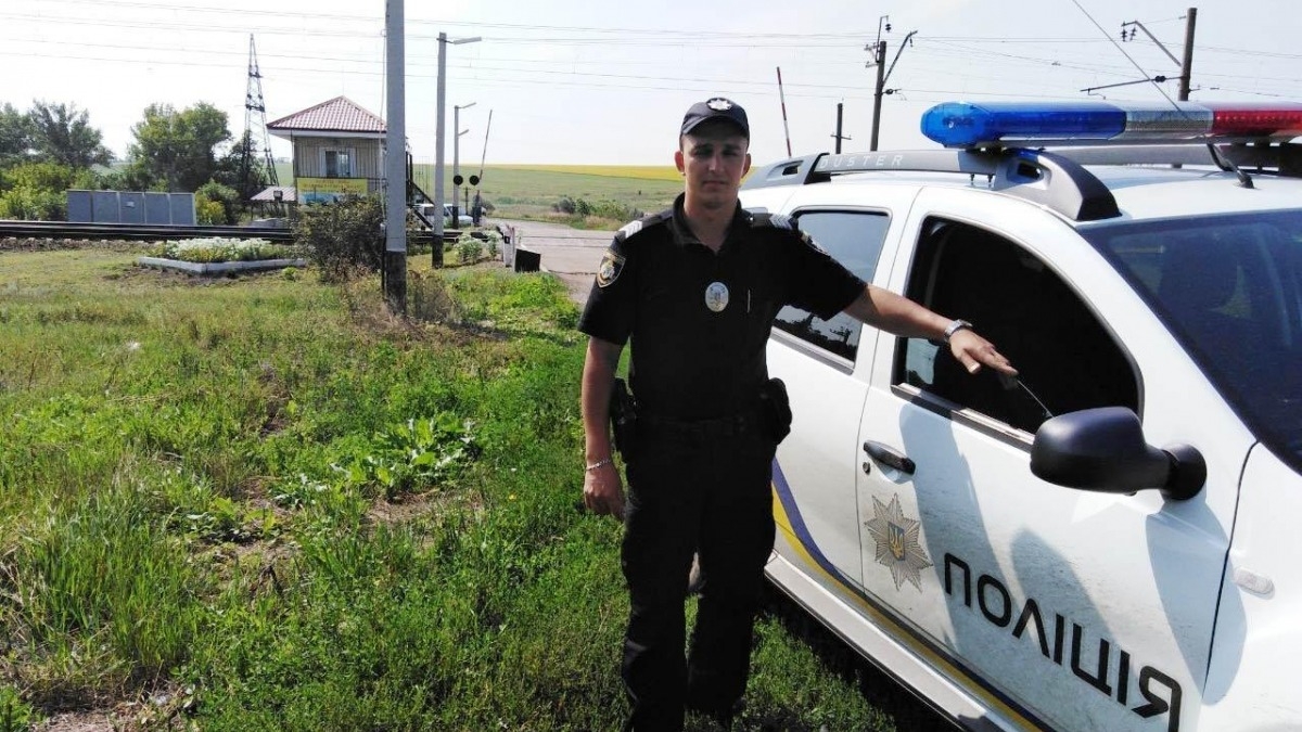 В Юрьевском районе 24-летняя девушка едва не погибла под поездом