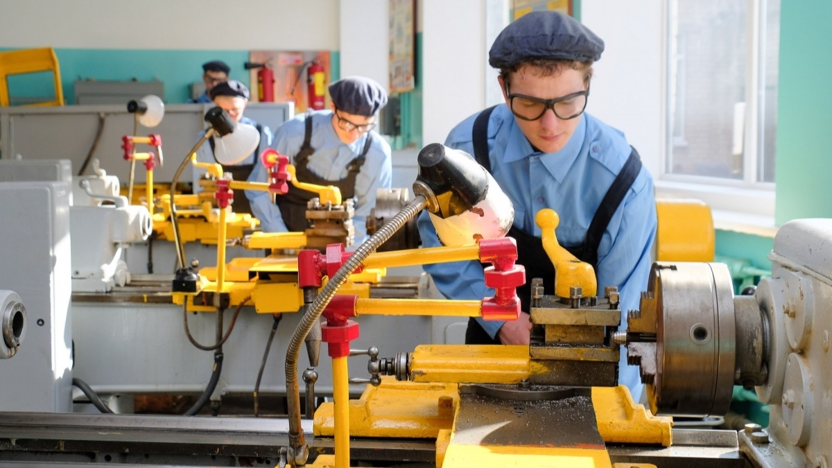 Днепропетровщина – в ТОП-5 областей по количеству заявлений на бесплатное профессионально-техническое образование