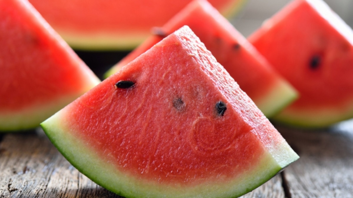 В сезон арбузов будьте осторожны: полосатая ягода может быть опасной