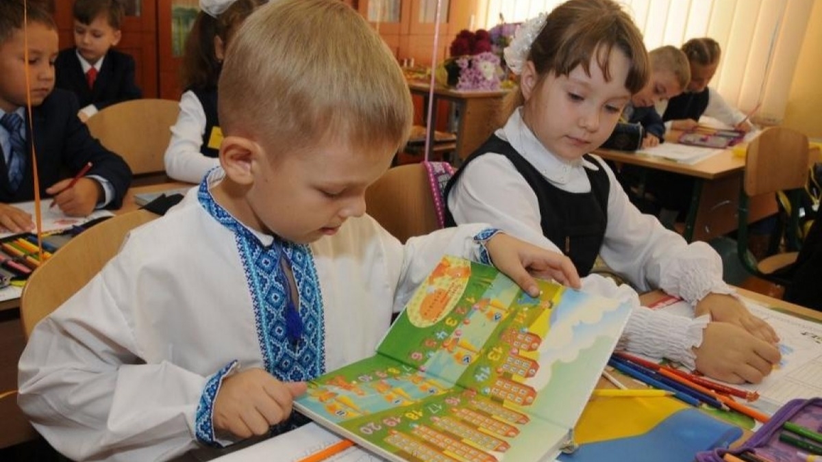 Все русскоязычные школы перейдут на украинский язык уже в следующем году - МОН