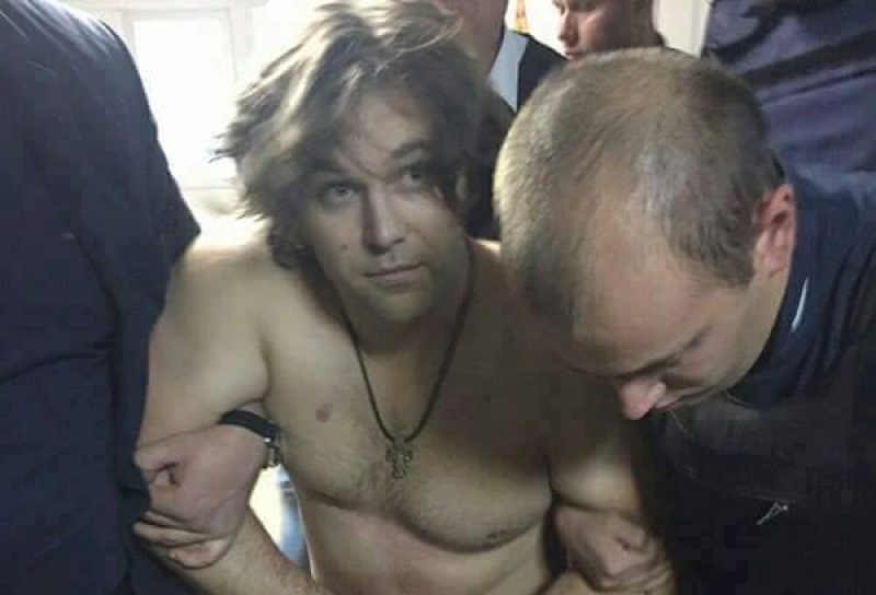 Обвиняемого в убийстве полицейских в Днепре - задержали.