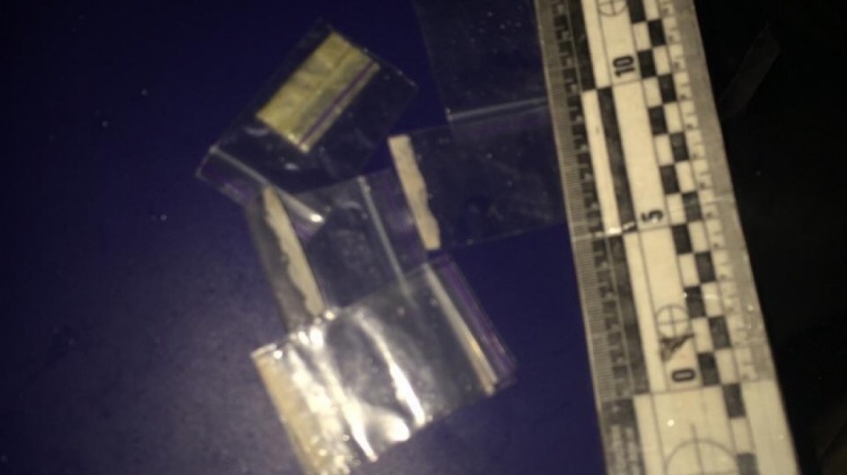 В Першотравенске оперативники изъяли амфетамин