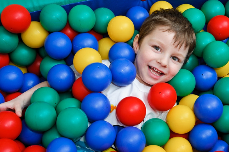 В павлоградской школе создали сенсорную комнату для детей с нарушениями в развитии