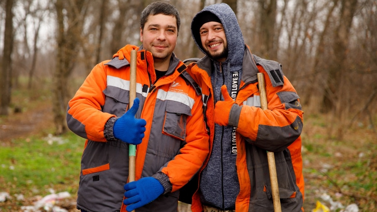 Днепропетровскгаз устроил экологическую акцию в окрестностях Днепра