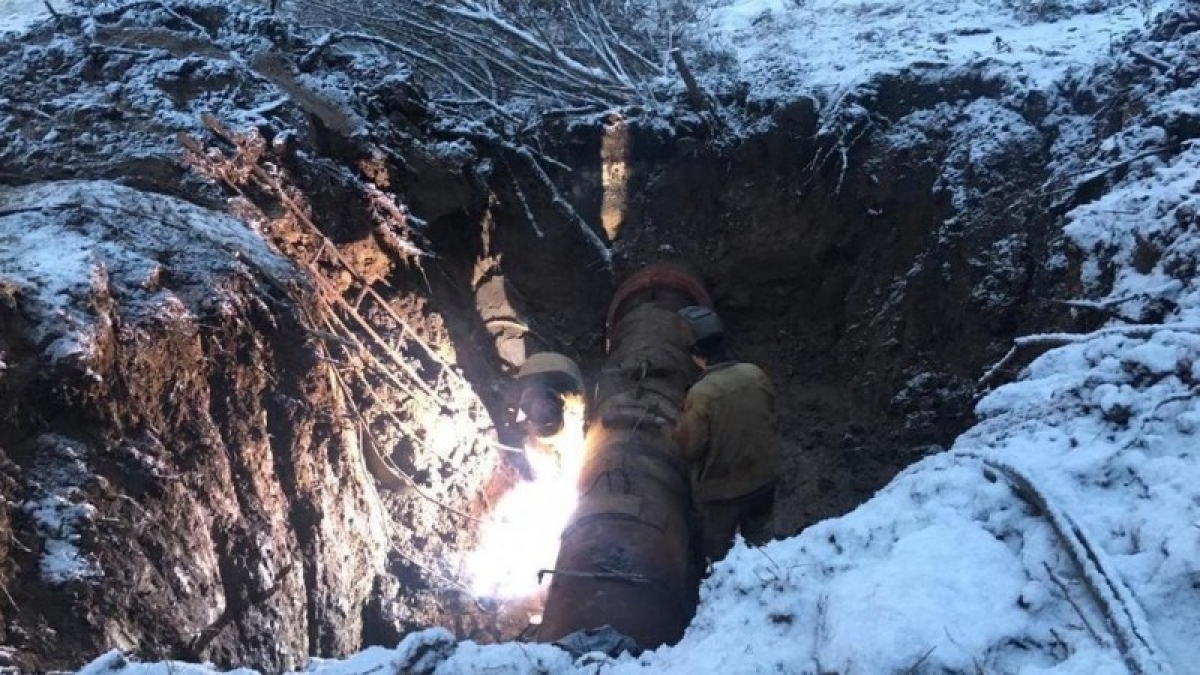 Из-за масштабных аварий на водопроводе «ДЗД» два шахтерских города остались без воды 