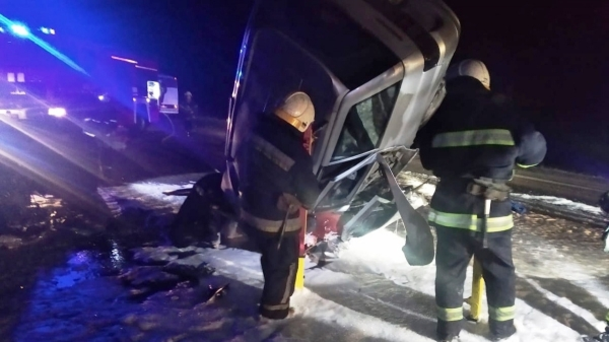 Павлоградцев просят помочь детям, родители которых погибли в ДТП под Богуславом