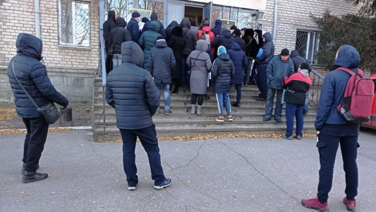 Сколько парней в Западном Донбассе не явились по повестке в военкомат?