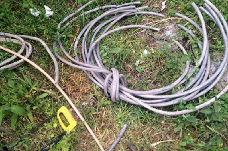 Неизвестные обесточили мост на поселке Химзавод