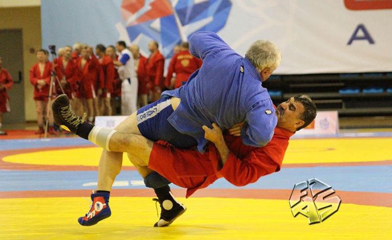 Павлоградский пенсионер завоевал серебро Чемпионата мира по самбо