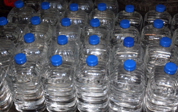 Под Першотравенском задержали целый грузовик контрафактного спирта