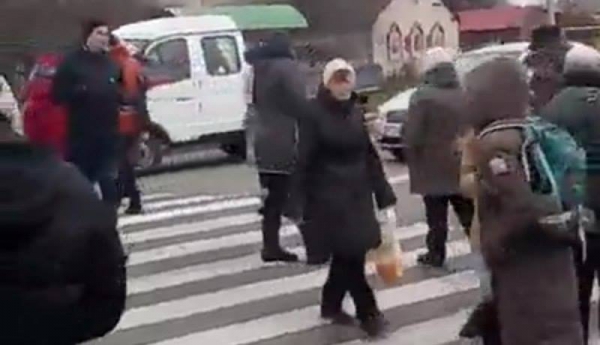 В Павлограде активисты перекрыли международную трассу