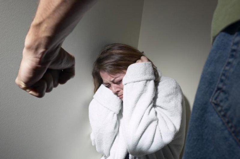 В Павлограде пьяный несовершеннолетний забил женщину до смерти