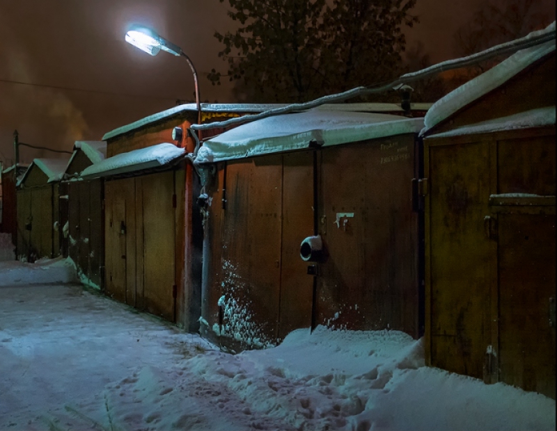 Вор обесточил гаражный кооператив в Терновке