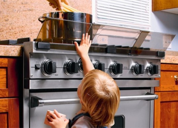 В Павлограде 2-летний ребенок ошпарился кипятком