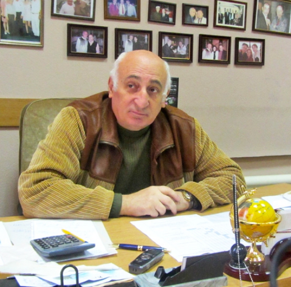 Павлоградский драмтеатр возглавит старый директор 