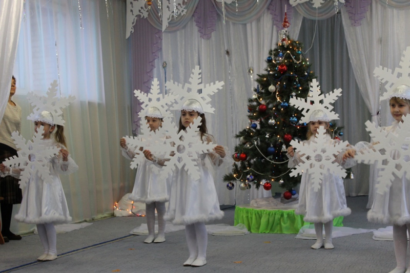 Святой Николай исполняет желания павлоградских детей