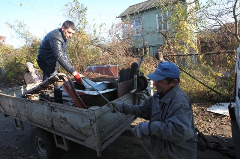 В Терновке обокрали дачный участок