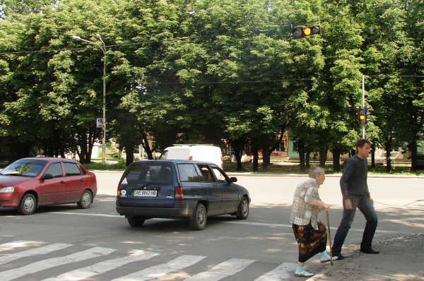 Светофор на перекрестке Гагарина и Днепровской скоро заработает