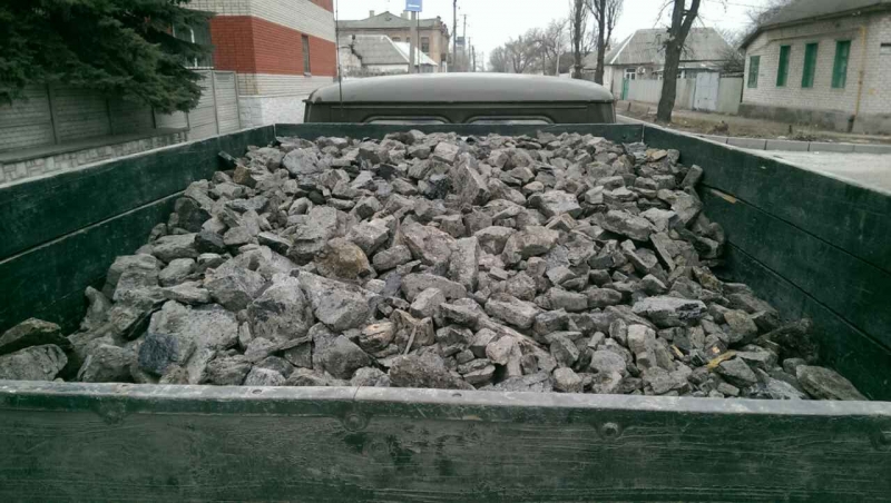 Полицейские Павлограда задержали водителя, который незаконно перевозил уголь