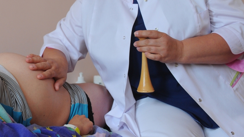 В Павлограде подростки до 14 лет стали родителями 