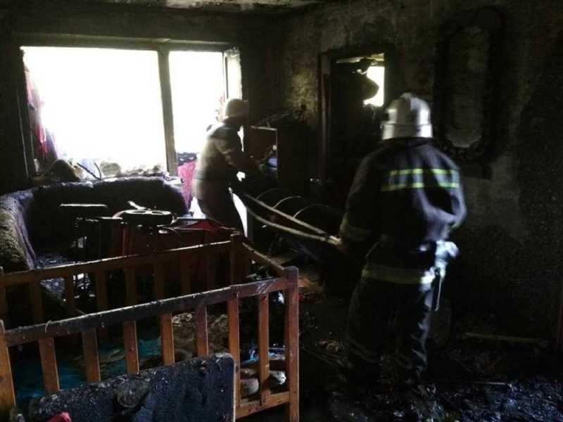 В Павлограде мать вынесла детей из горящей квартиры  