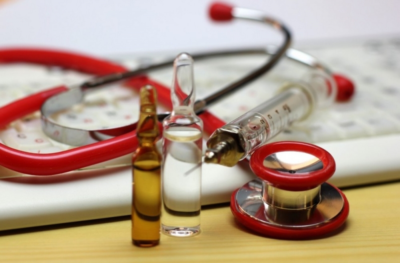 Гройсман: Изменения в медицине увидим через несколько лет 