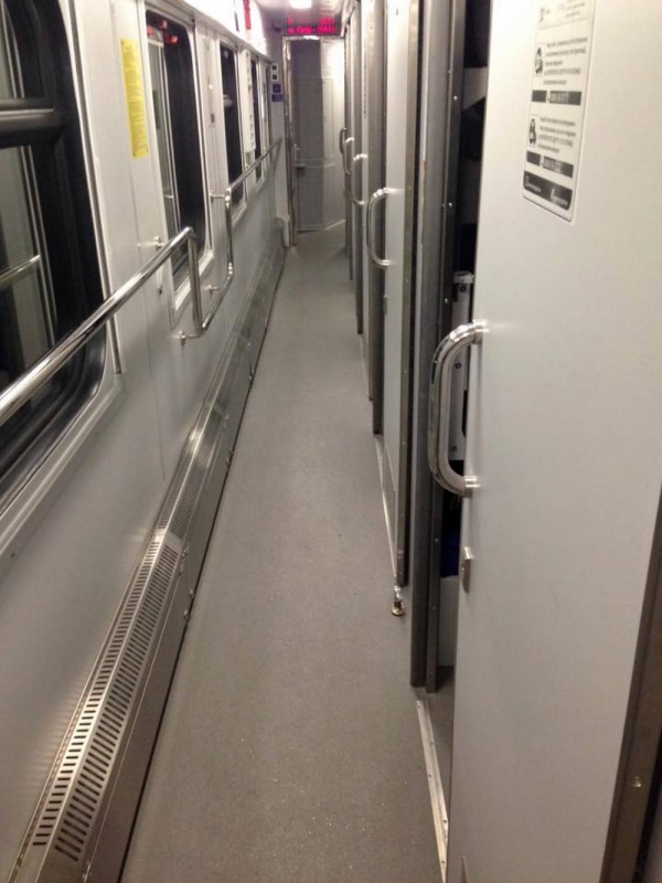 Новые вагоны, кофеварка, горячая вода: Укрзализныця запустила новый комфортабельный экспресс