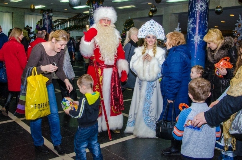 Детей АТОшников приглашают на новогоднее представление