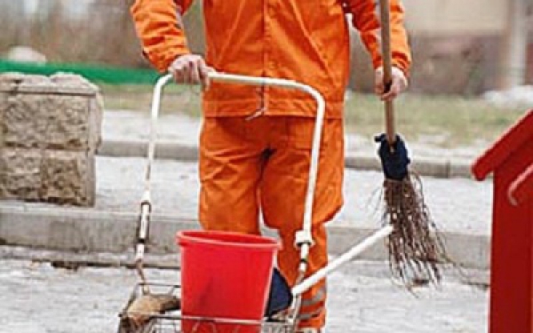 В Павлограде женщину посадили за решетку за отлынивание от общественных работ