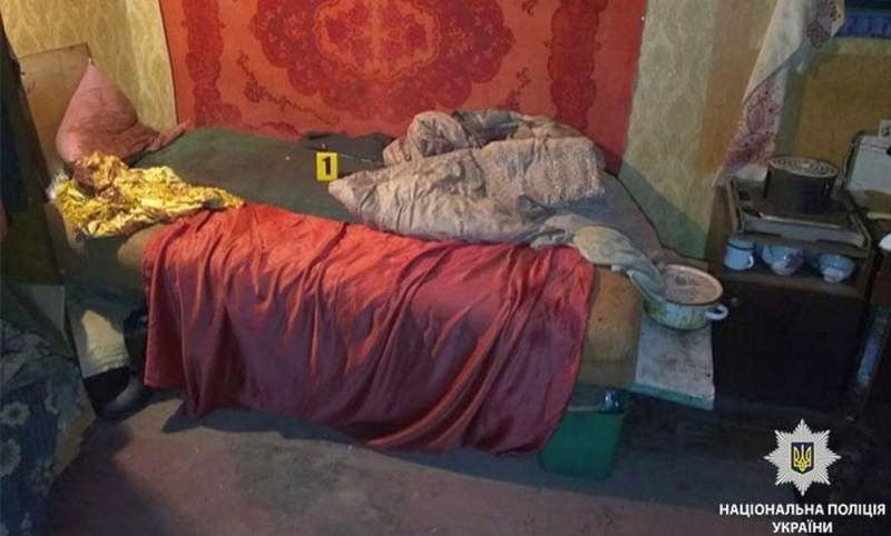 В Павлограде трое парней избили мужчину