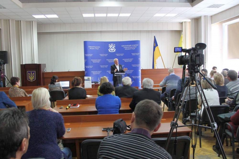 В Павлограде жилищно-коммунальное хозяйство в крайне неудовлетворительном состоянии