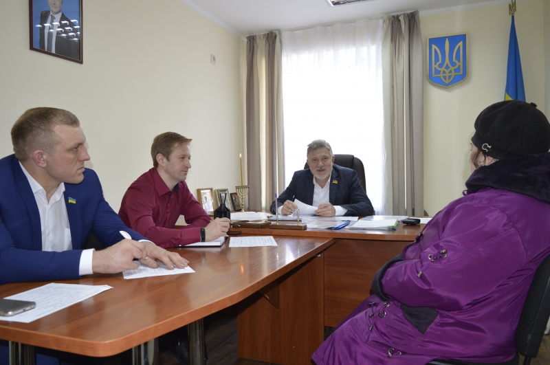 К народному депутату – с последней надеждой