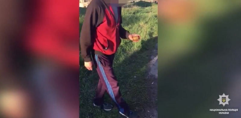 Павлоградец посреди улицы размахивал гранатой (ВИДЕО)
