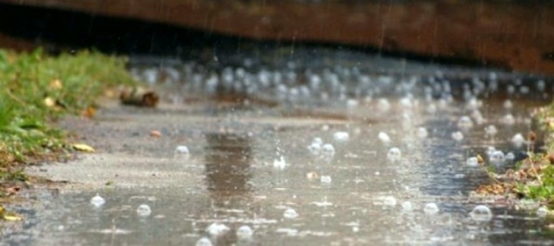 Чрезвычайники Днепропетровщины предупредили о новой порции гроз и града