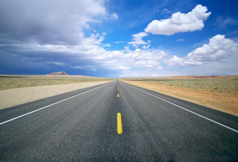 На Днепропетровщине руководство облавтодора выполняло ремонт только «на бумаге», а присваивало вполне реальные деньги