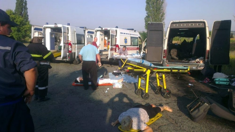 Вблизи Петропавловки произошло ДТП: погибла женщина и 4 человека пострадали