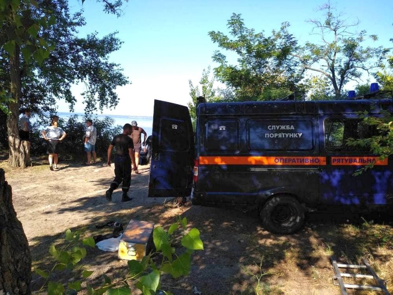 Из водохранилища спасатели достали тело утопленника, пробывшее в воде почти 14 часов