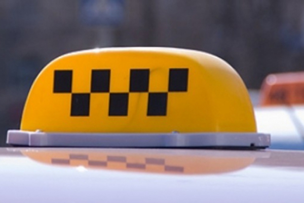 Грабитель-рецидивист пытался сбежать от полицейских на такси