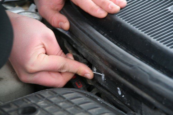  В Павлограде обнаружили микроавтобус-двойник