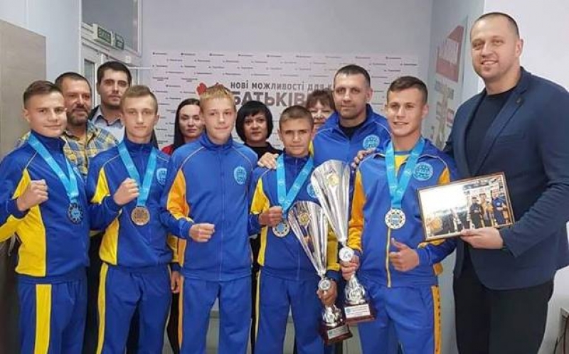 Павлоградские кикбоксеры стали чемпионами мира 