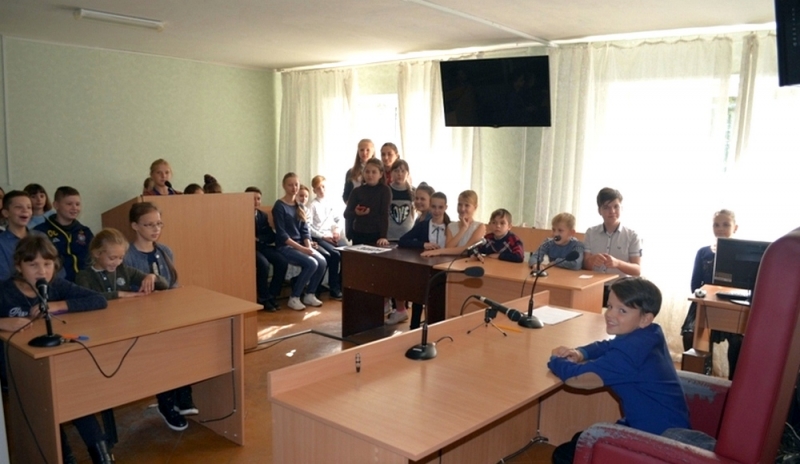 В Терновке школьники нескольких классов оказались в суде