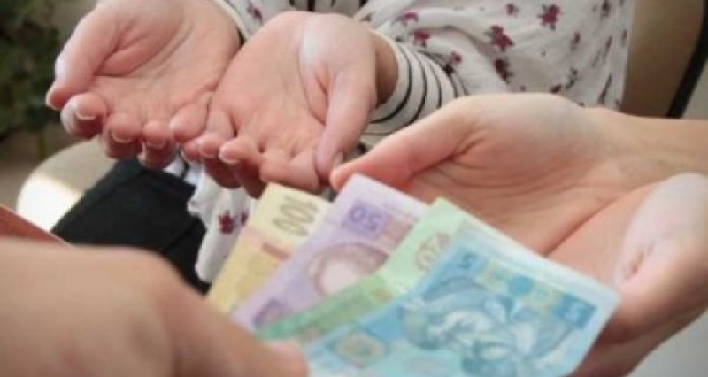 Более 500 миллионов гривен взыскали с неплательщиков алиментов в Днепропетровской области