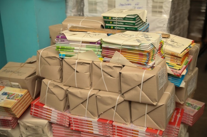 До конца ноября школьники Павлограда должны получить обновленные учебники