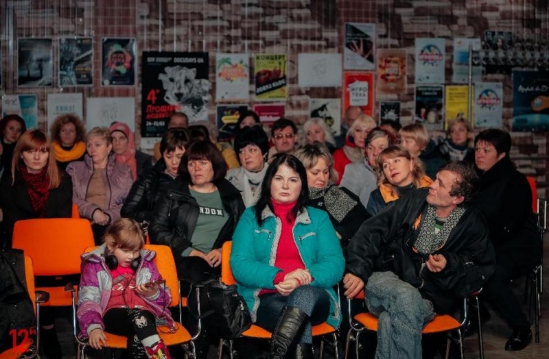 В Павлограде презентовали фильм о пленных «Верю, жду, молюсь»