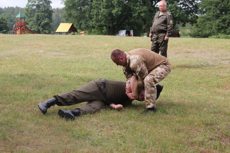 АТОшников и рядовых граждан будут учить навыкам самообороны