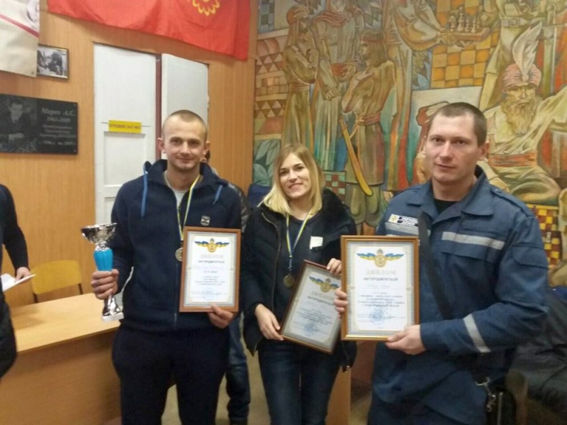 Не только спасают: павлоградские огнеборцы привезли победу с турнира по шахматам